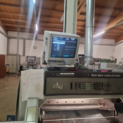 Polar 92 EM-MON Cutting Machine