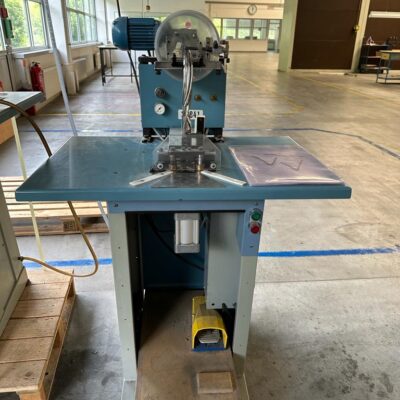 Corner Clipping Machine